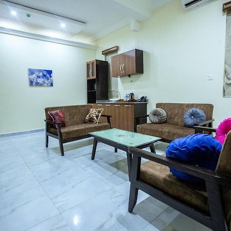 Apartment 79 Hotel & Suite Ikeja Εξωτερικό φωτογραφία